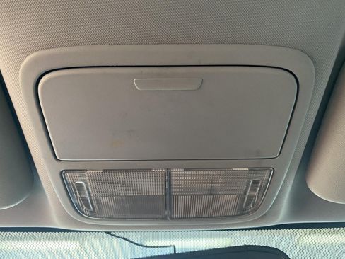 Used 2010 Honda CR-V LX image 22