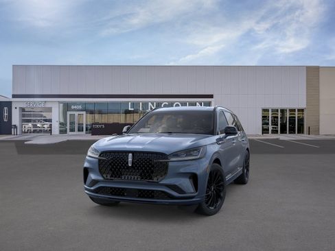 New 2026 Lincoln Aviator Reserve AWD/4WD image 2