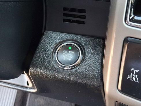 Certified 2019 Ford F150 Lariat w/ Equipment Group 502A Luxury image 25