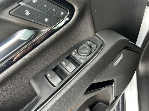 Used 2024 GMC Sierra 2500 AT4 w/ AT4 Preferred Package image 23