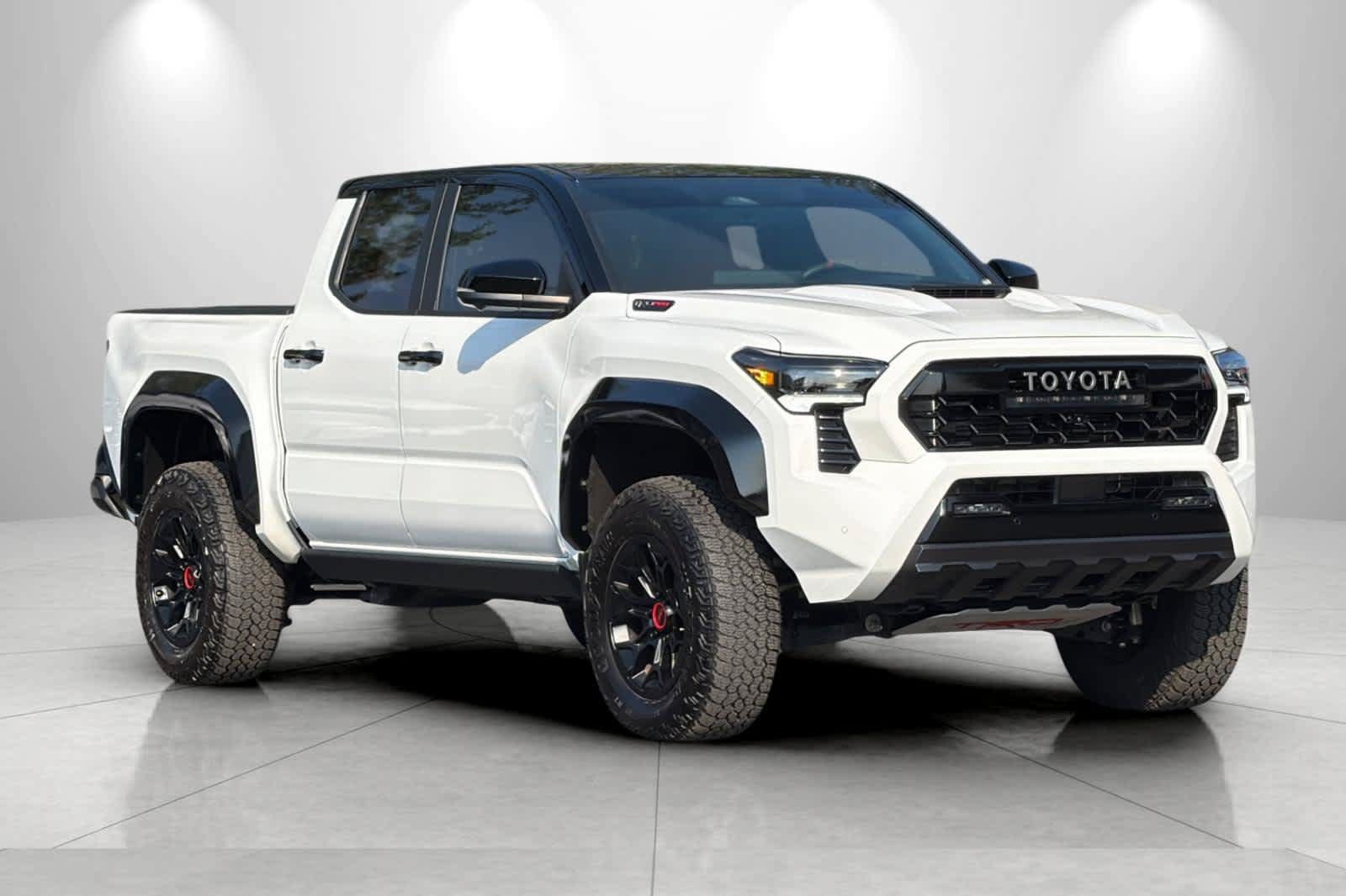 Used 2024 Toyota Tacoma TRD Pro AWD/4WD image 9