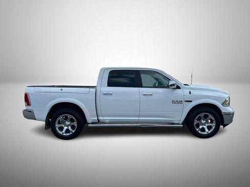 Used 2018 RAM 1500 Laramie w/ Convenience Group AWD/4WD image 5