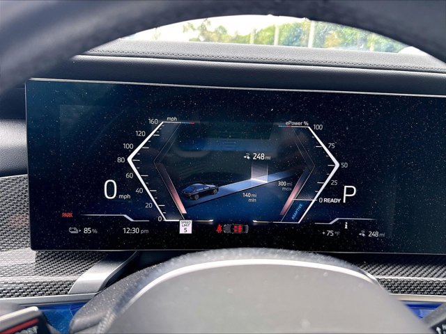 Certified 2023 BMW i7 xDrive60 AWD/4WD image 21