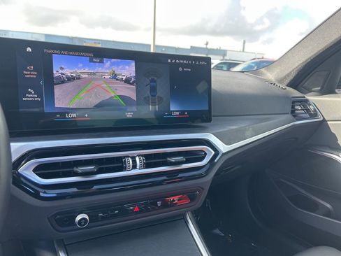 Used 2024 BMW 330i Sedan image 12