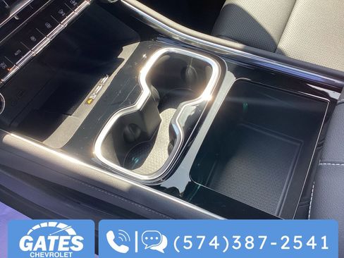 New 2025 Chevrolet Traverse LT w/ Enhanced Driving Package AWD/4WD image 19