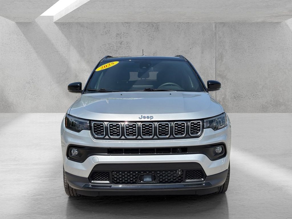 Used 2026 Jeep Compass Limited AWD/4WD image 2