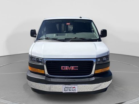 Used 2023 GMC Savana 2500 w/ Driver Convenience Package RWD image 3