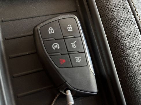 Used 2023 Chevrolet Suburban Premier RWD image 28