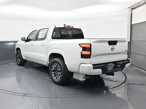 New 2026 Nissan Frontier SV image 4