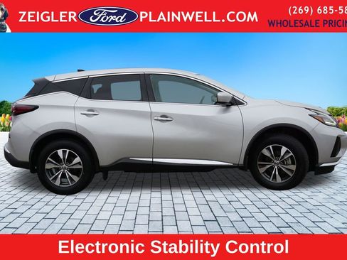 Used 2022 Nissan Murano S image 6