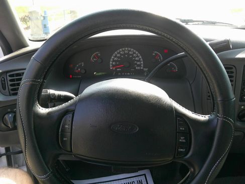 Used 2002 Ford F150 XL image 14