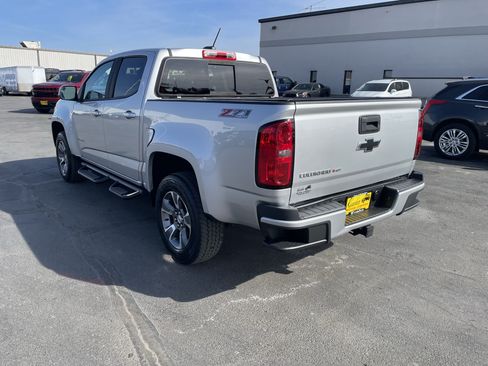 Used 2017 Chevrolet Colorado Z71 AWD/4WD image 6