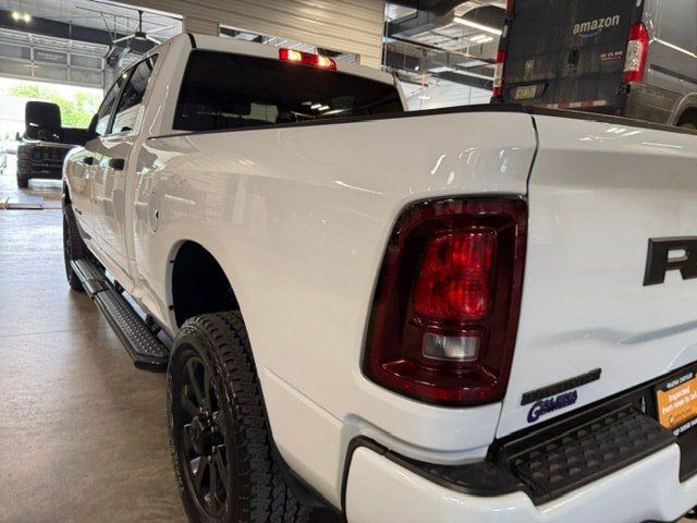Used 2025 RAM 2500 Big Horn AWD/4WD image 28