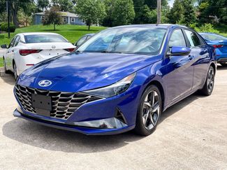 Used 2022 Hyundai Elantra Limited w/ Cargo Package image 1