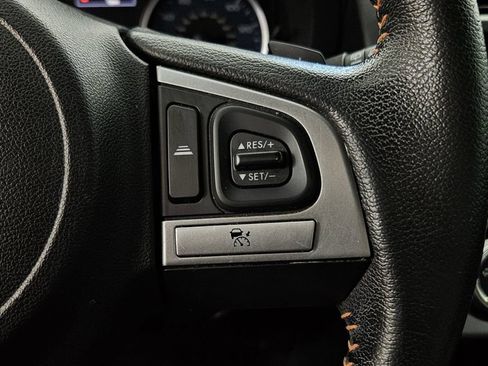 Used 2017 Subaru Crosstrek 2.0i Premium AWD/4WD image 12