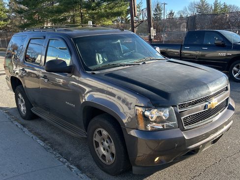 Used 2011 Chevrolet Tahoe LT image 3