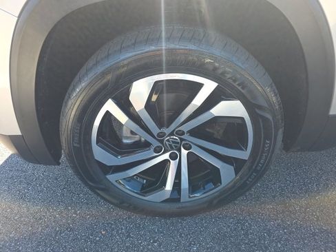 Used 2023 Volkswagen Atlas SEL image 6