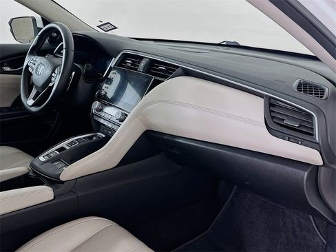 Certified 2019 Honda Insight Touring image 28