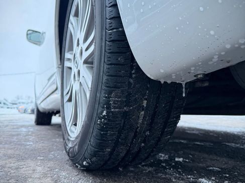 Used 2009 Toyota Avalon XL image 28