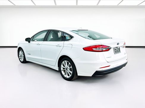 Used 2019 Ford Fusion SE image 6