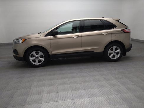 Used 2020 Ford Edge SE FWD image 2