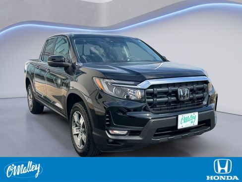 Certified 2025 Honda Ridgeline RTL image 7