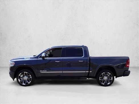 Used 2019 RAM 1500 Limited AWD/4WD image 2