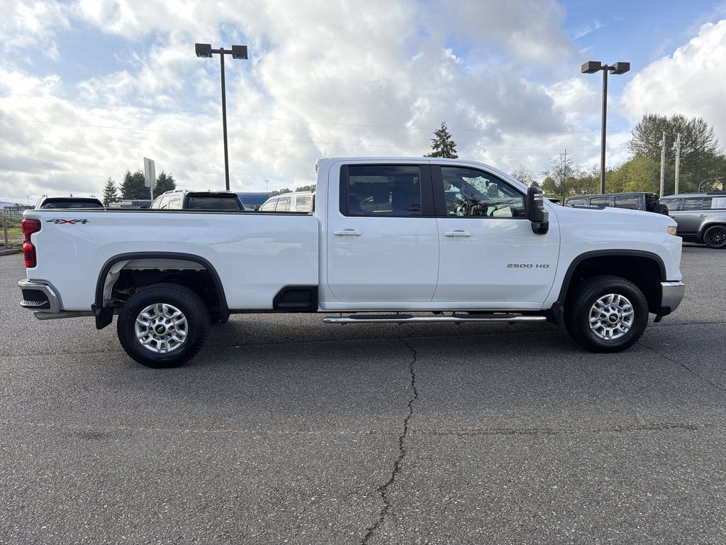Certified 2026 Chevrolet Silverado 2500 LT AWD/4WD image 2