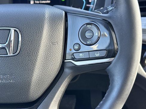 Used 2023 Honda Odyssey Elite image 9