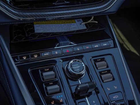 New 2026 Aston Martin DBX 707 image 23