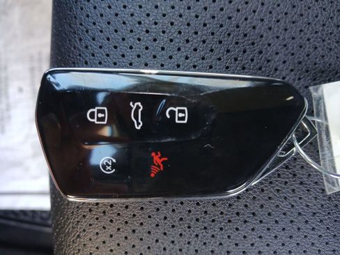 New 2026 Volkswagen Atlas SE image 27