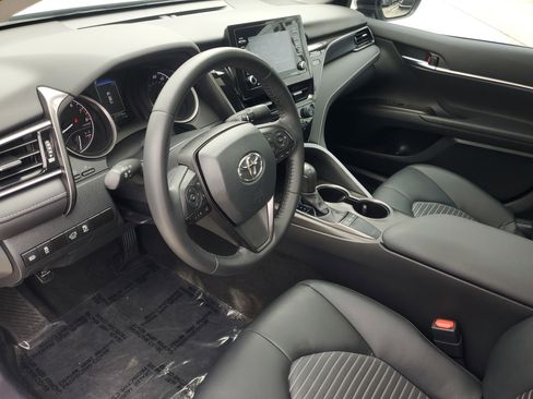 Certified 2024 Toyota Camry SE w/ Convenience Package FWD image 16