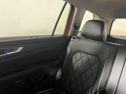 Used 2024 Volkswagen Atlas SEL Premium R-Line AWD/4WD image 13