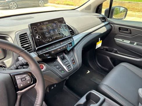 Used 2026 Honda Odyssey EX-L image 20