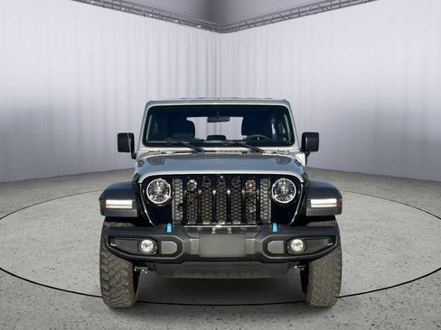 Used 2023 Jeep Wrangler Unlimited AWD/4WD image 4