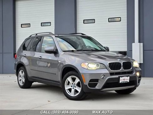 Used 2012 BMW X5 xDrive35i image 1