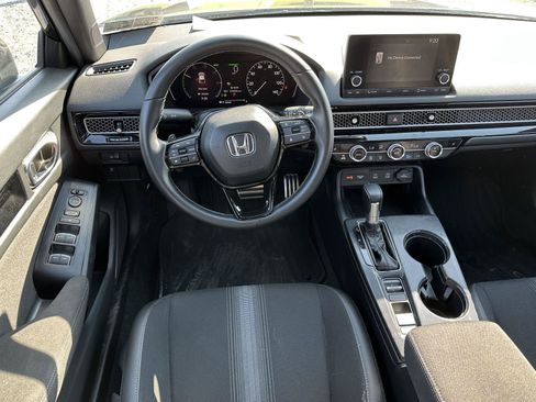 Used 2017 Honda Civic Sport Touring image 9