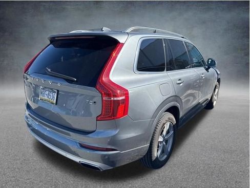 Used 2016 Volvo XC90 T5 Momentum AWD/4WD image 2