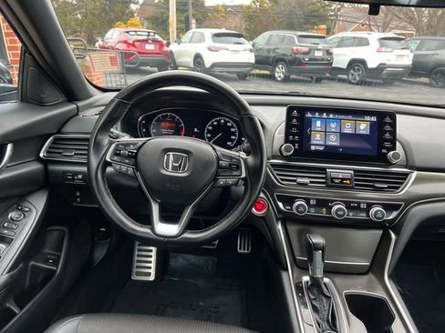 Used 2022 Honda Accord Sport image 17