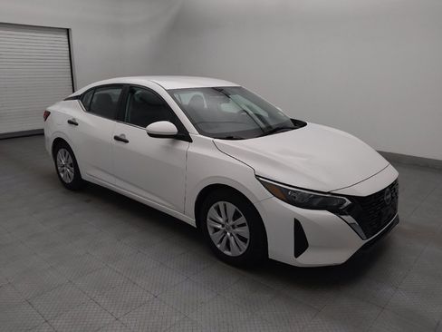 Used 2024 Nissan Sentra S FWD image 11