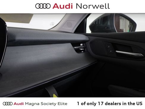 New 2026 Audi Q3 quattro 2.0T AWD/4WD image 6
