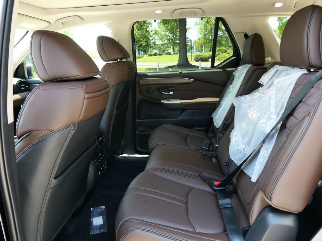 New 2026 Honda Pilot Elite image 32