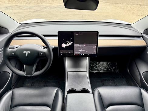 Used 2019 Tesla Model 3 Long Range image 9