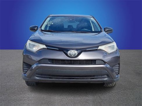 Used 2017 Toyota RAV4 LE image 2