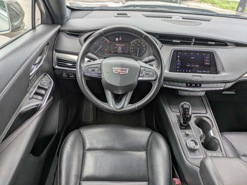 Used 2020 Cadillac XT4 Premium Luxury w/ Driver Assist Package FWD image 18