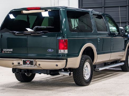 Used 2004 Ford Excursion Eddie Bauer AWD/4WD image 8