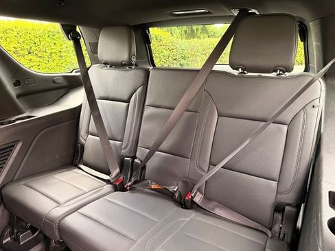 Used 2025 Chevrolet Tahoe LT AWD/4WD image 9