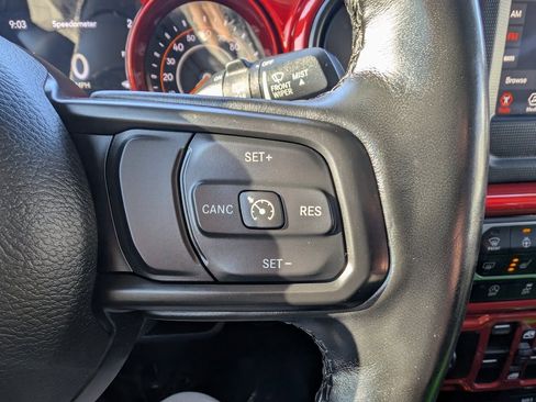 Used 2021 Jeep Wrangler Unlimited Sport image 26