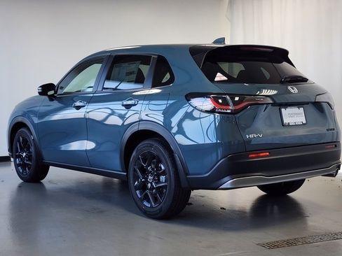 Used 2024 Honda HR-V Sport image 17