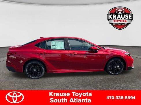 New 2026 Toyota Camry SE w/ Convenience Package FWD image 9